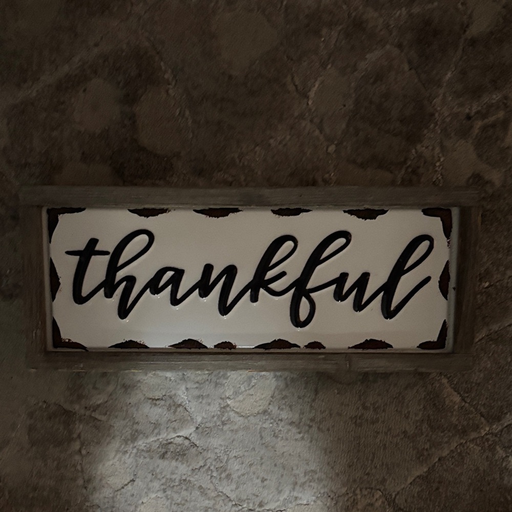 Rustic Thankful Wall Sign - Brown and White